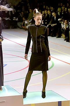 Look 28